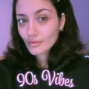 Meet your Posher, Anais